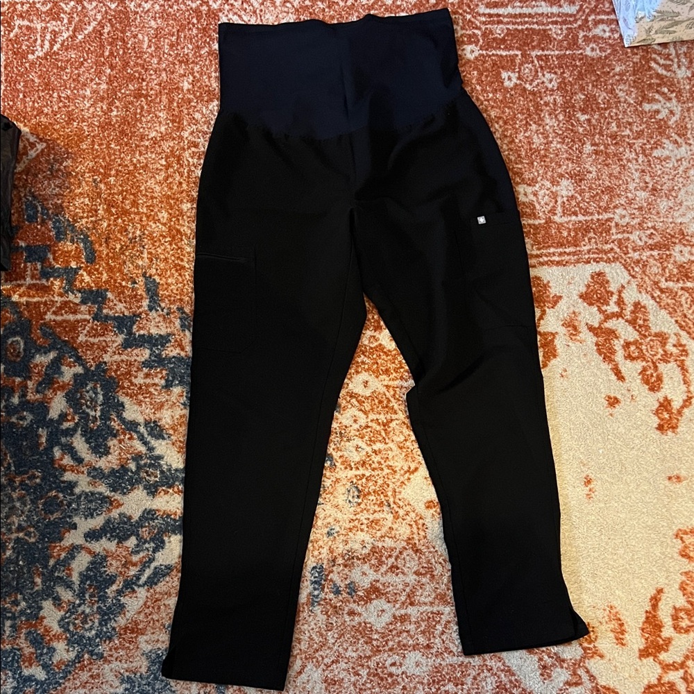 FIGS Maternity Scrub Pants